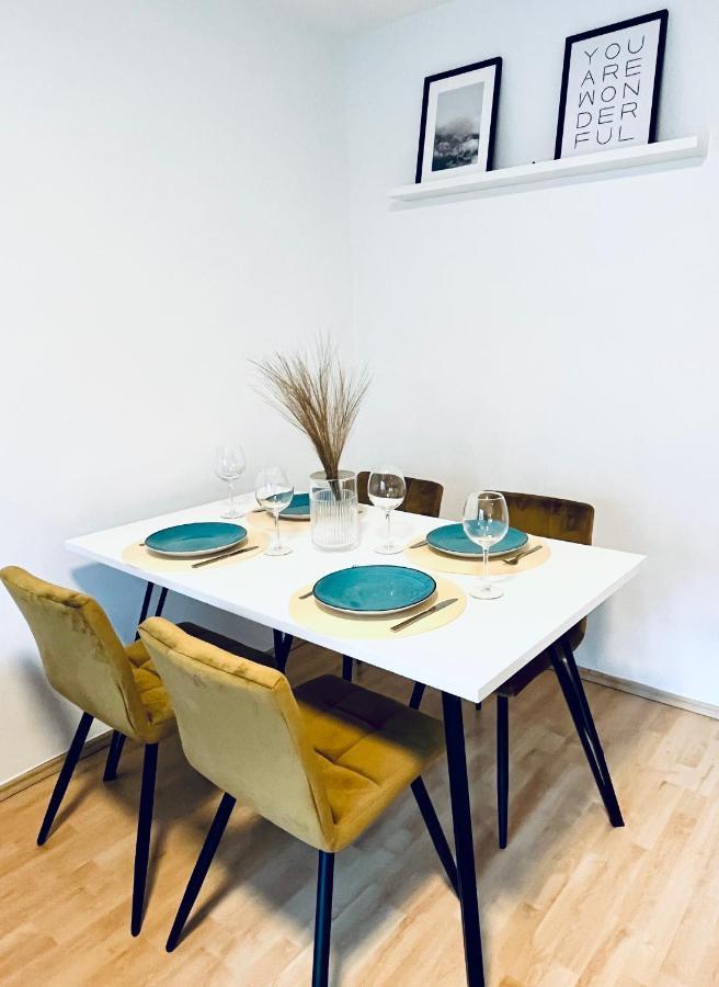 Modernes 3 Zimmer Apartment - Luise- Mit Wlan, Balkon Und Smart-Tv In City-Nahe! Erfurt Eksteriør billede